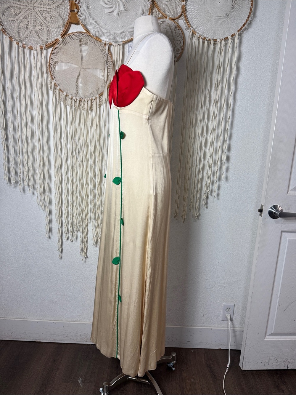 Farm Rio NWT Multicolor Rose Tulip Detail Sleeveless Maxi Dress Size M - Picture 5 of 16